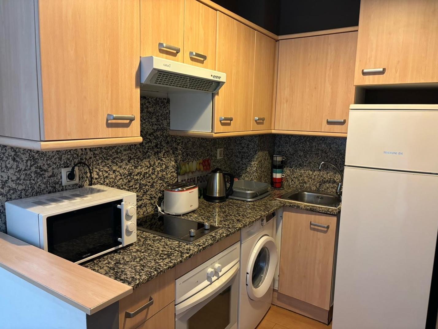 Apartamento Confortable En Ciudad Tarragona Exterior foto
