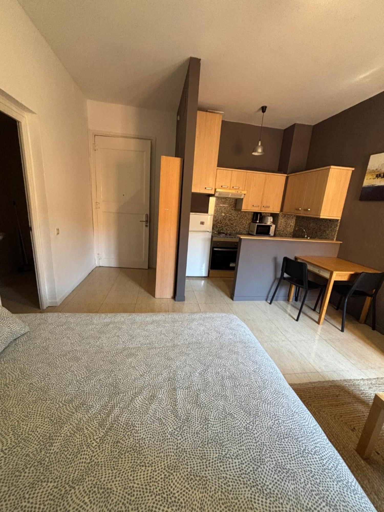Apartamento Confortable En Ciudad Tarragona Habitación foto